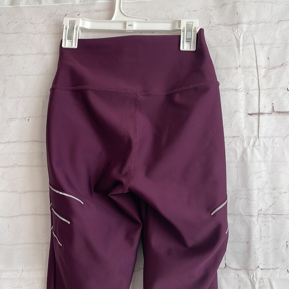 ALO leggings in XS - Picture 7 of 14